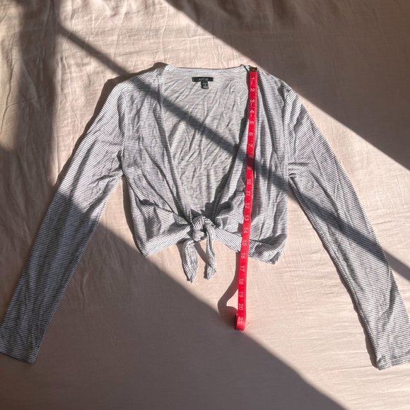 apt 9 cardigan S - Picture 3 of 10